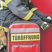 tueroeffnen.jpg